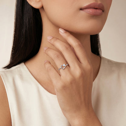 Silver Edge Gleam Ring (Size 12)