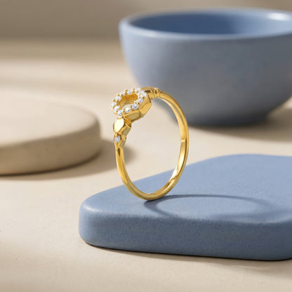 Golden Hexora Ring (Size 12)