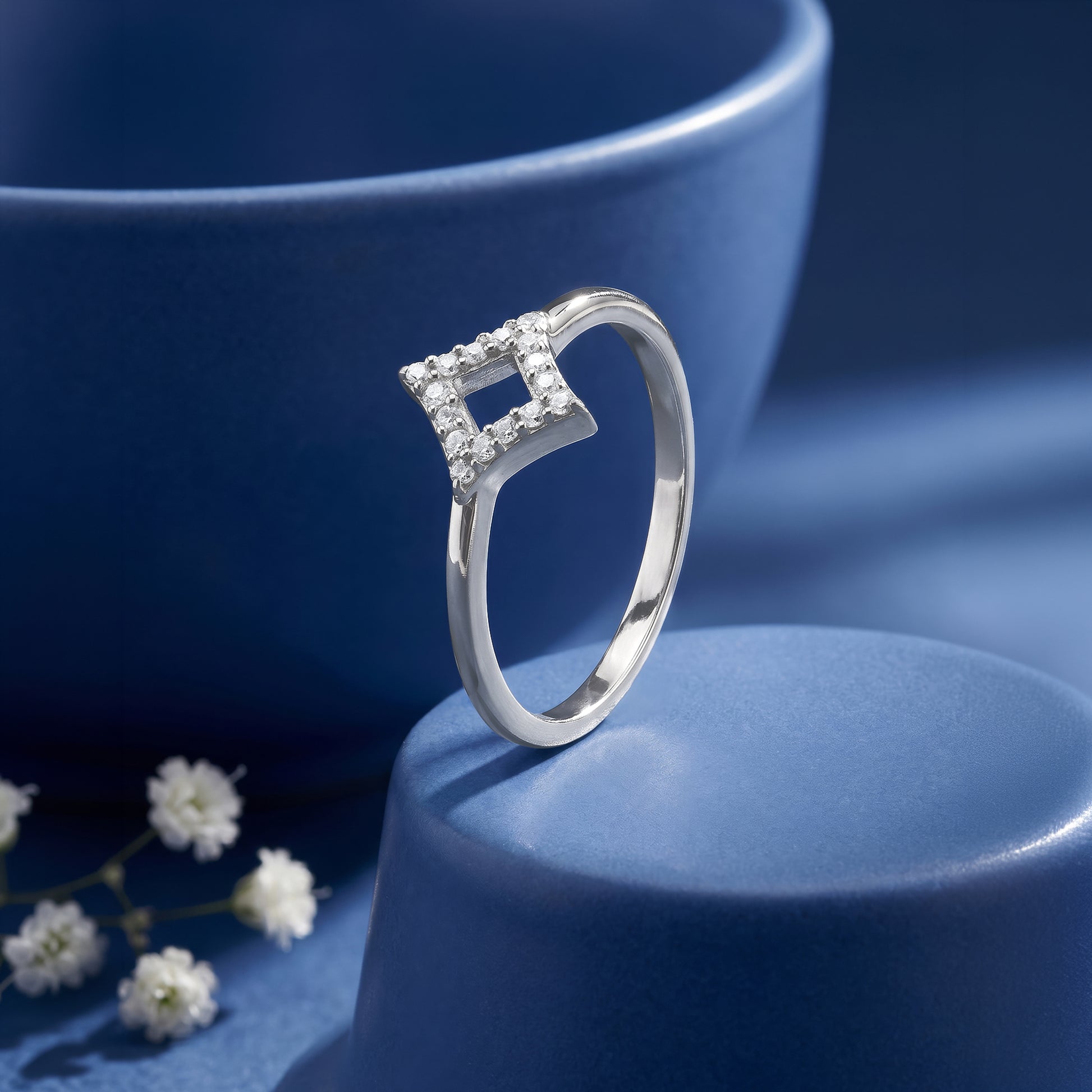 Silver Lattice Glow Ring