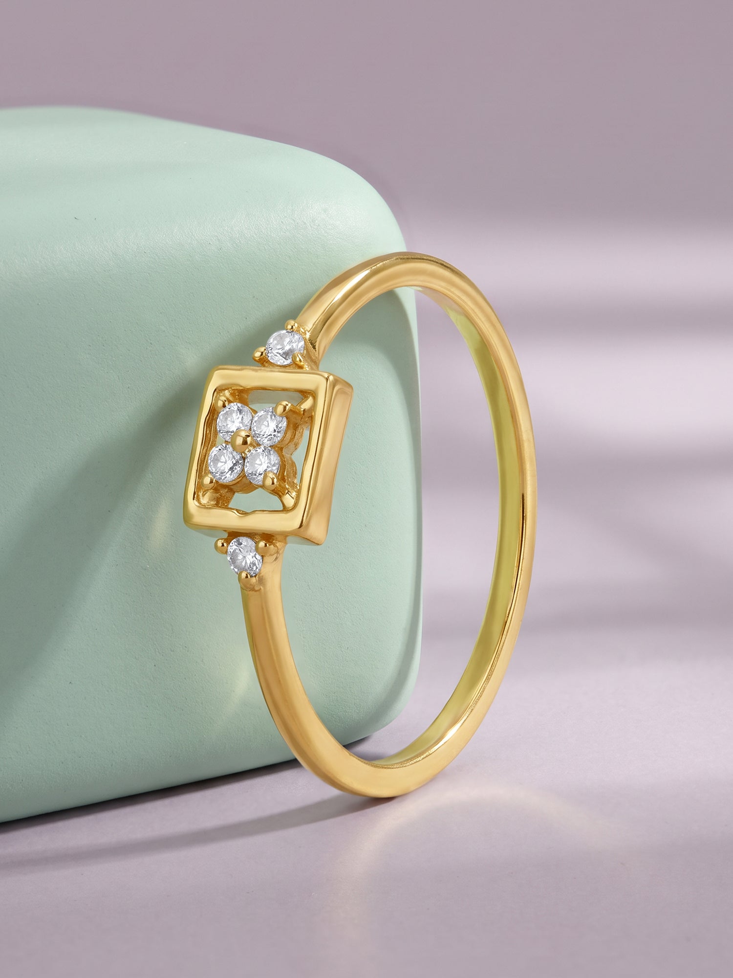 Golden Floral Cube Ring (Size 12)