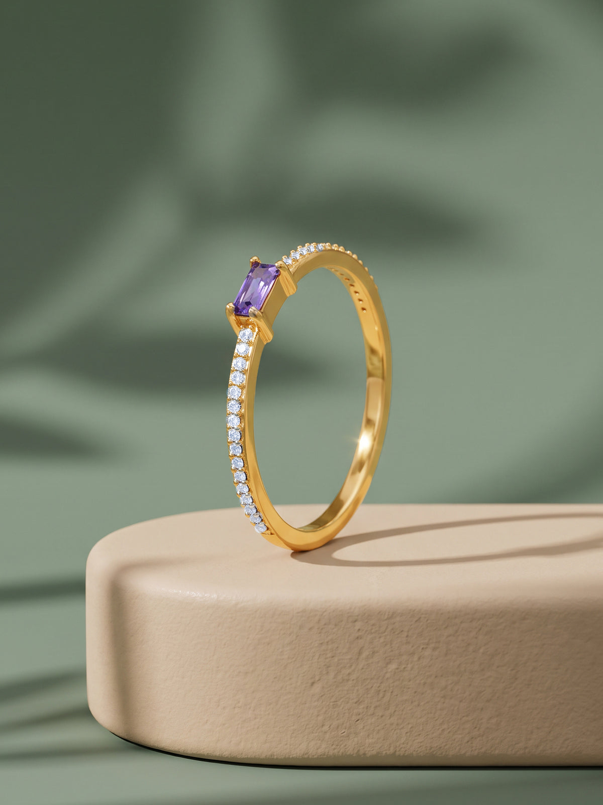 Golden Violetta Ring (Size 12)