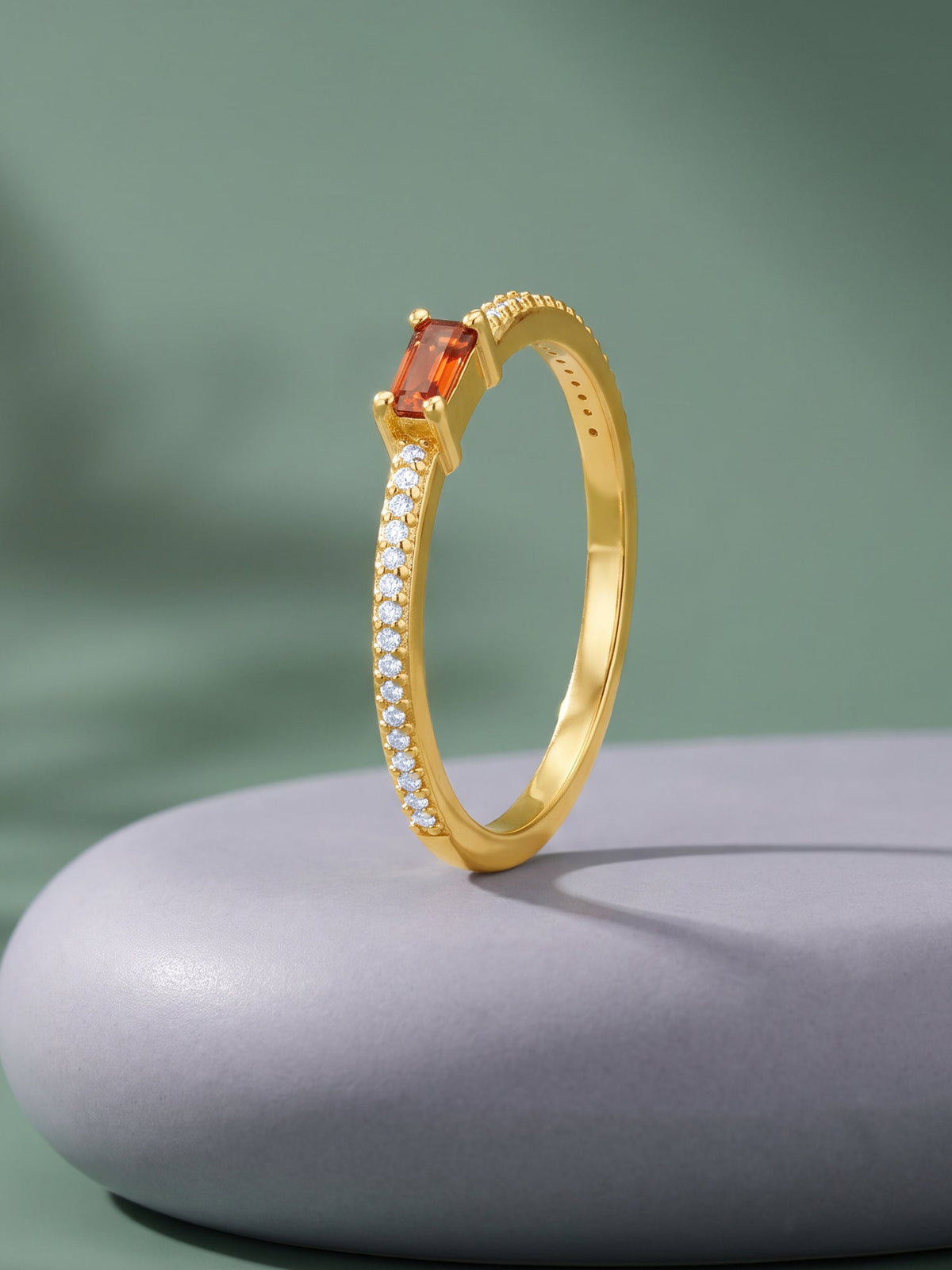 Golden Corazon Ring (Size 12)