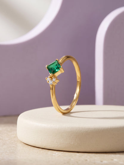 Golden Emeris Glow Ring (Size 12)