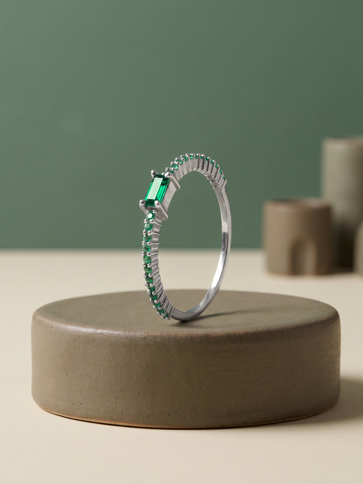 Silver Sparkling Green Ring (Size 12)