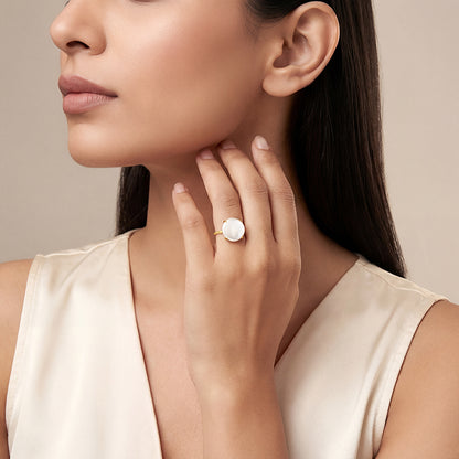 Golden Sigourney Pearl Ring (Size 12)