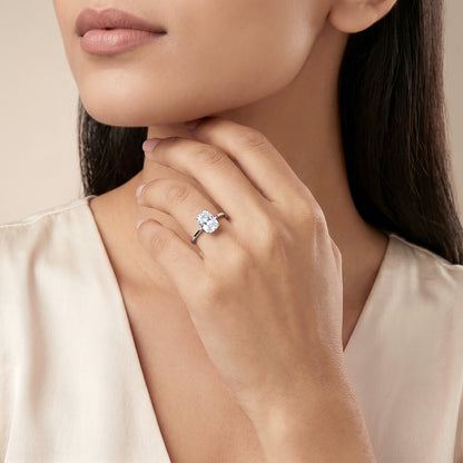 Silver Centre Light Ring (Size 12)