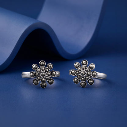 Oxidised Silver Aabha Toe Rings