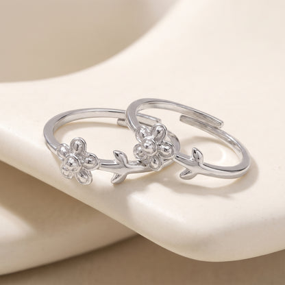 Silver Chloris Floral Toe Rings