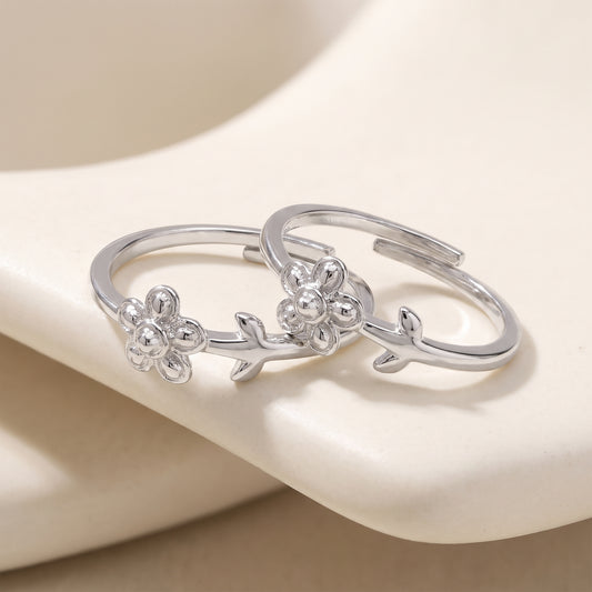Silver Chloris Floral Toe Rings