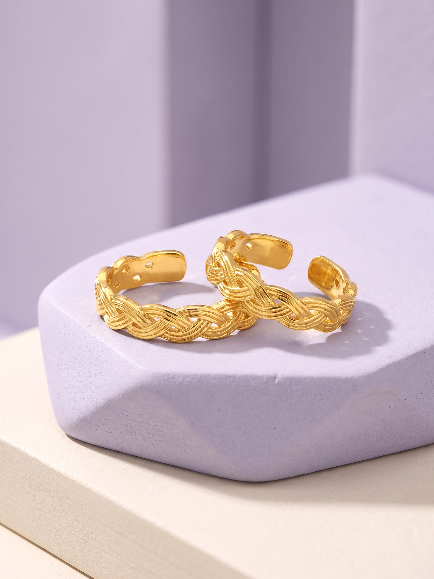 Golden Amaira Toe Rings