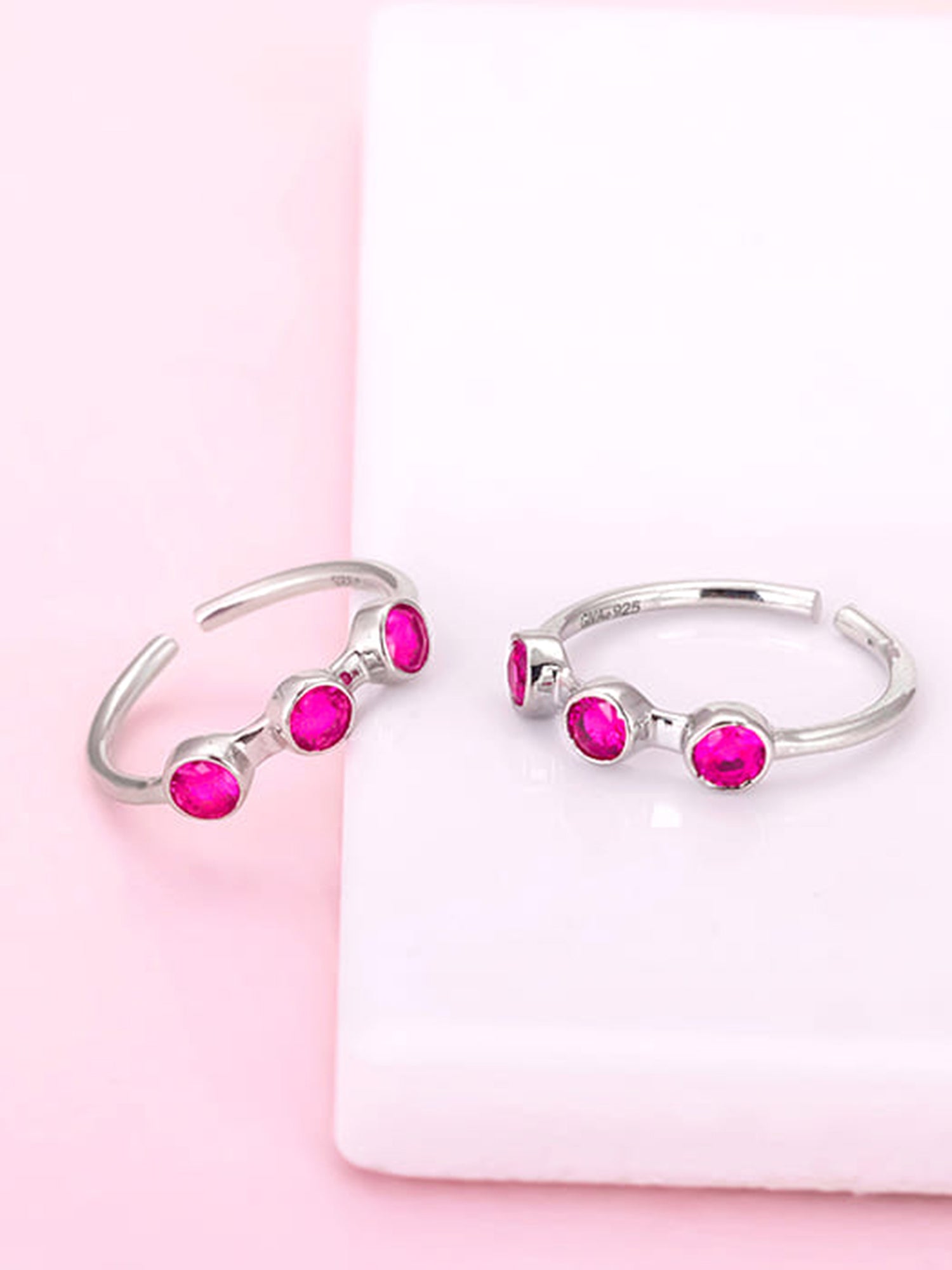 Silver Precious Pink Toe Rings
