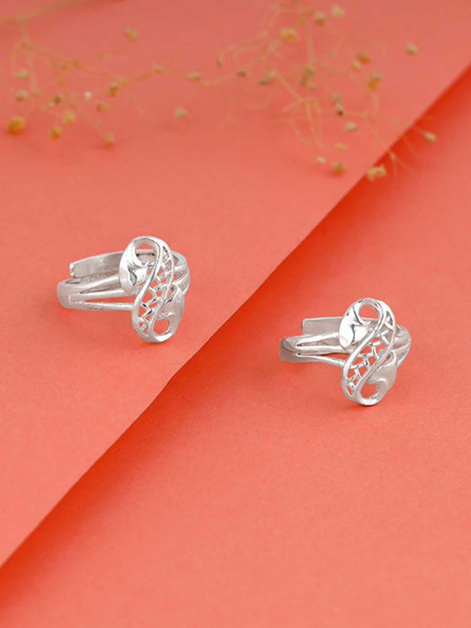 Silver Swaya Toe Rings