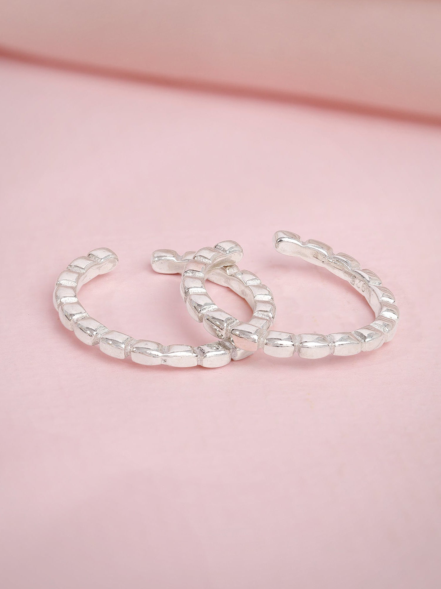 Silver Sushma Toe Rings