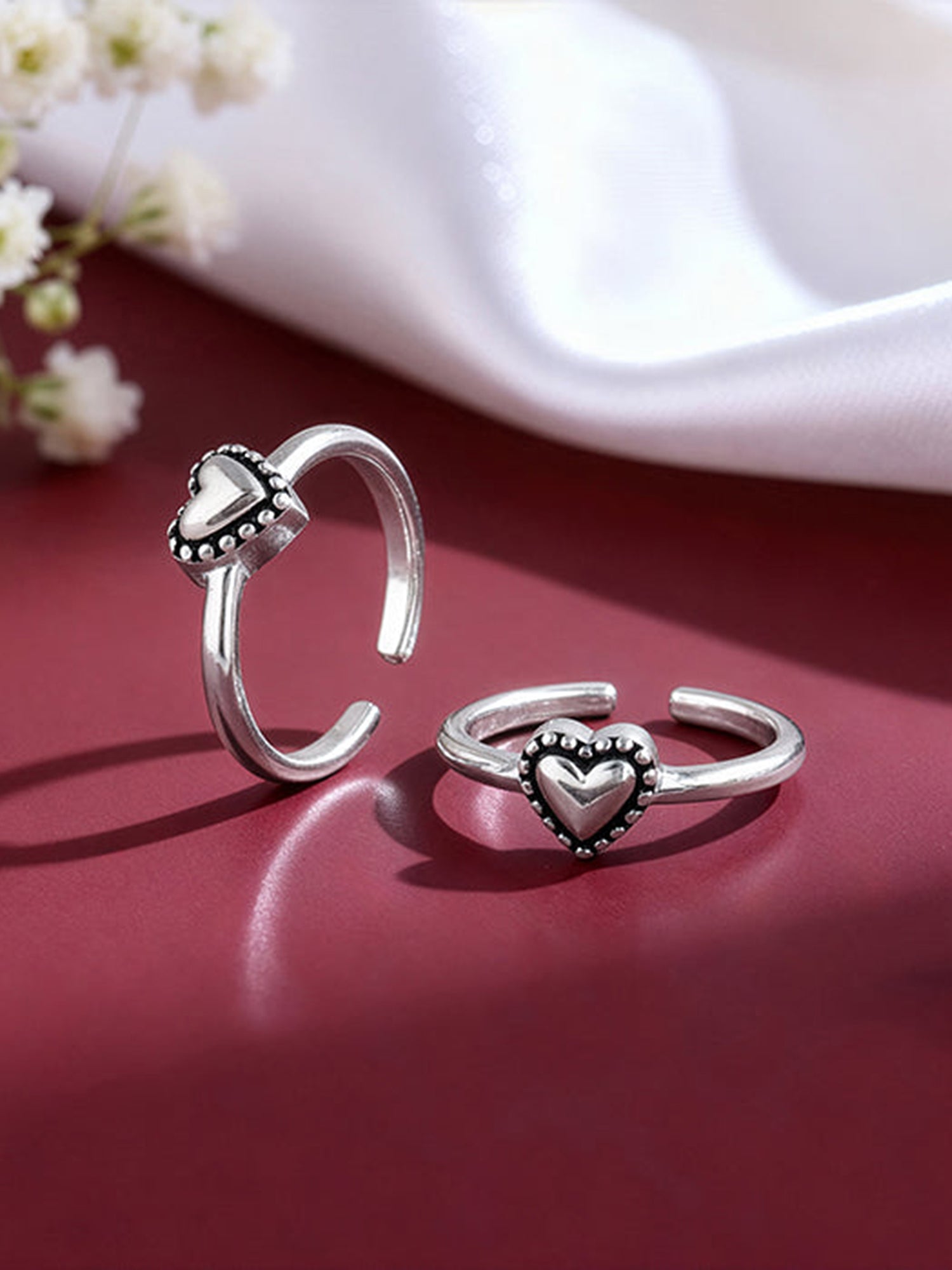 Oxidised Silver Ishika Toe Rings