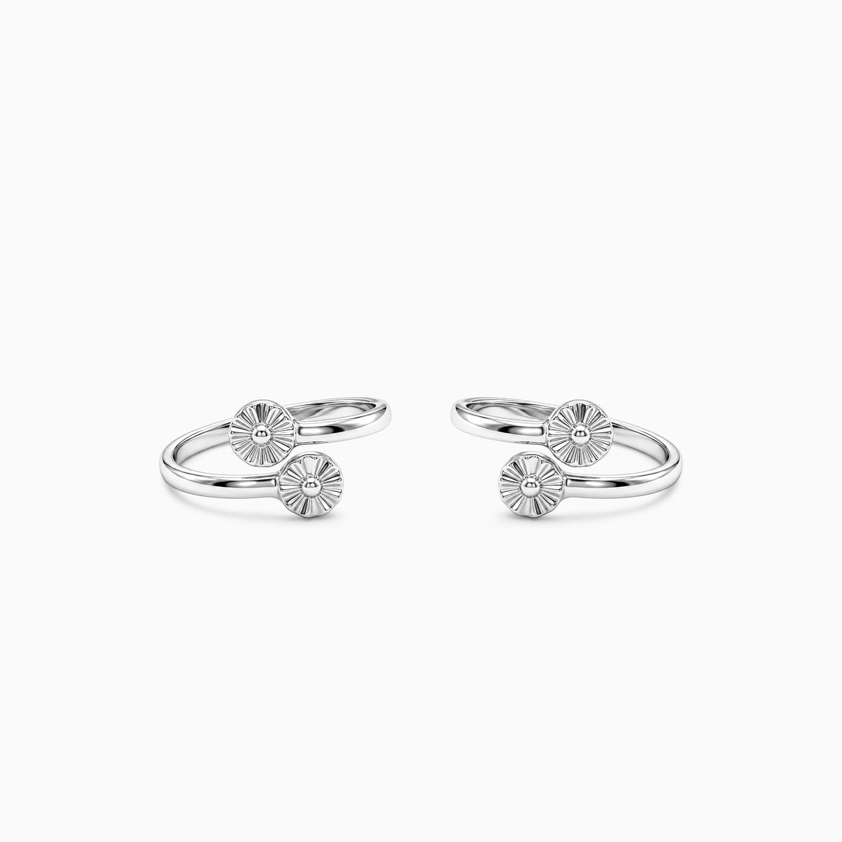 Silver Celandine Botanical Toe Rings