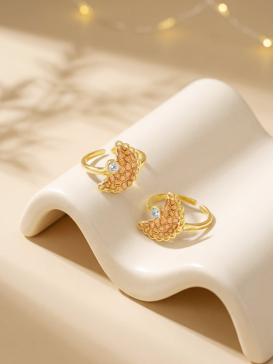 Golden Gujiya Toe Rings