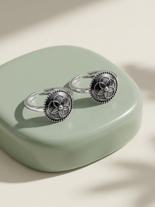 Oxidised Silver Madhumalti Toe Rings