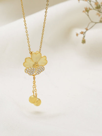 Golden Clover Dangle Pendant with Link Chain
