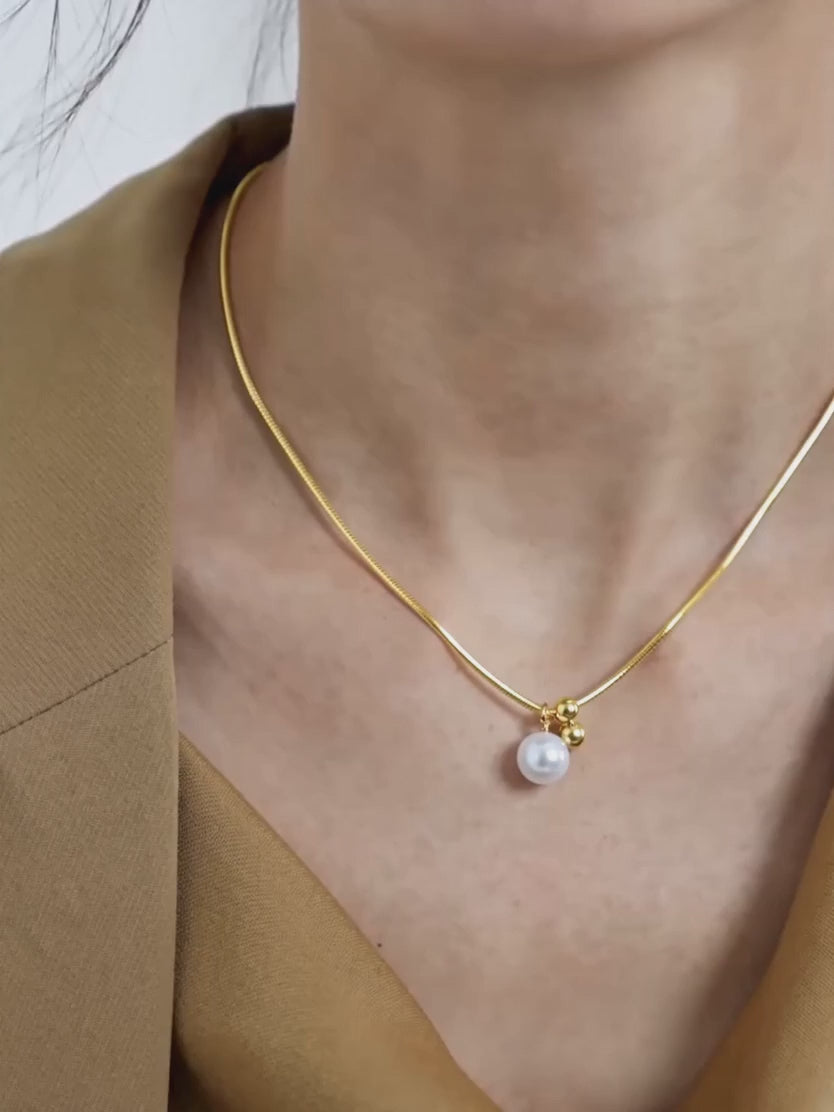 IXIA by GIVA Slide Control Gold Plated Necklace