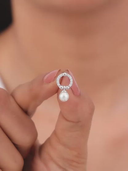 Silver Vibing Pearl Earrings