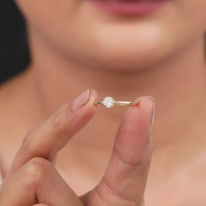 Gold Classy Gleam Lab Grown Diamond Ring