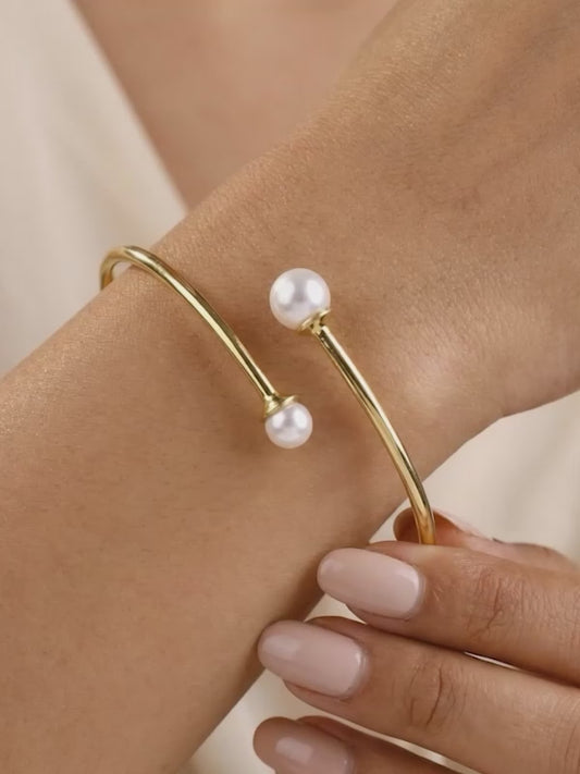 Golden Cobie Pearl Cuff Bracelet