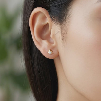 Gold Vow Point Lab Grown Diamond Earrings