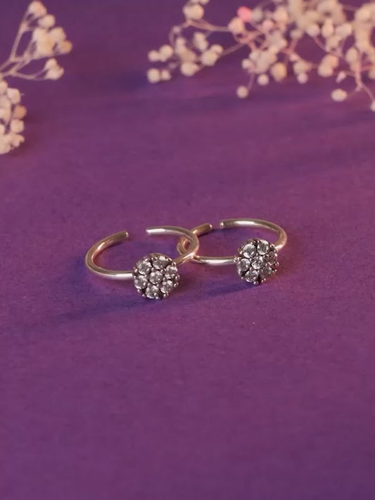 Oxidised Silver Round Floral Toe Rings