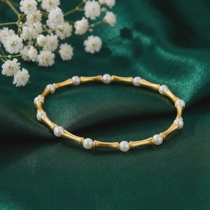 Golden Twinkle Pearl Bracelet