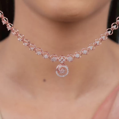 Rose Gold Daisy Necklace