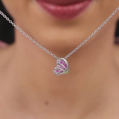 Silver Waveshell Pendant With Link Chain