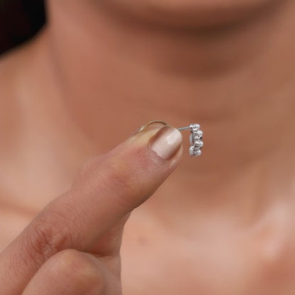 Silver Nari Pearl Stud Earrings