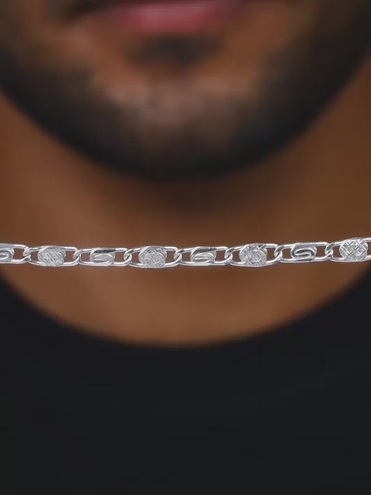 Silver Metal Mingle Chain for Him