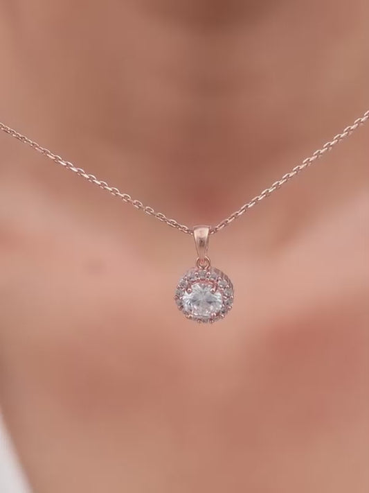 Rose Gold Eve Beauty Pendant With Link Chain