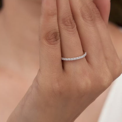 Gold Shimmering Gleam Diamond Ring