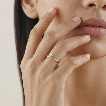 Silver Classy Arrow Ring