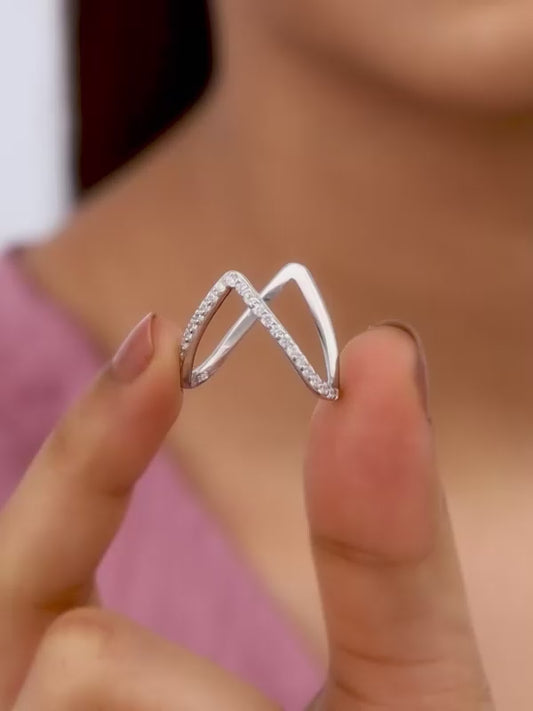 Kriti Sanon Silver Beautiful Vanki Ring