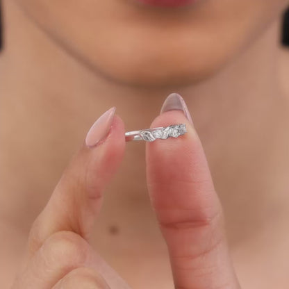 Silver Minimalist Wreath Ring