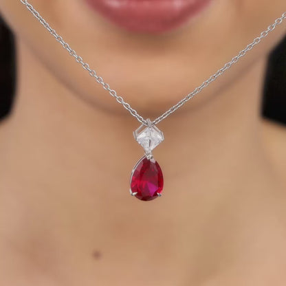 Silver Scarlet Drop Pendant With Link Chain