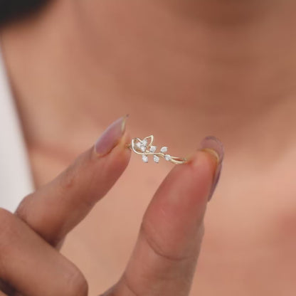 Gold Magnificent Petals Lab Grown Diamond Ring