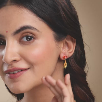 Golden Isis Set of 4