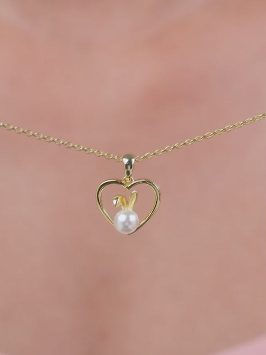 Golden Nicole Pearl Pendant With Link Chain