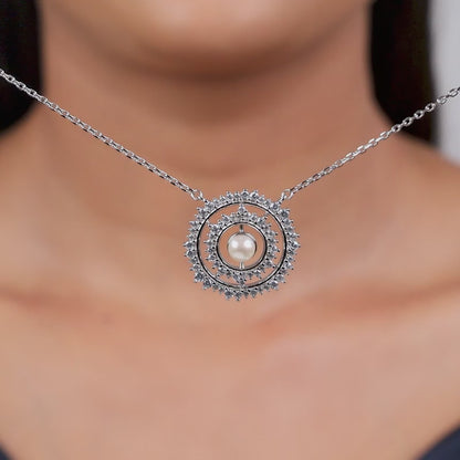 Silver Finesse Necklace