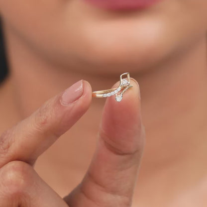 Gold Prism Aura Lab Grown Diamond Ring