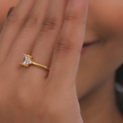 Golden Ethereal Elegance Ring