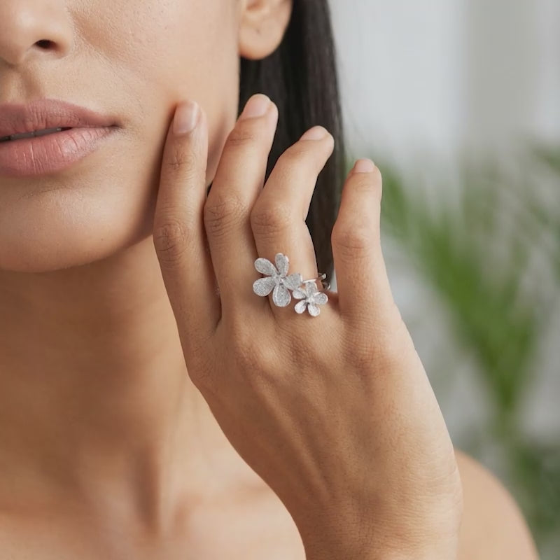 Silver Eleanor Ring (Size 20)