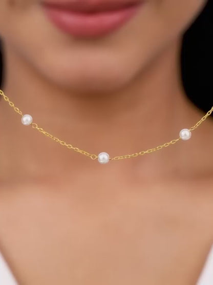 Kriti Sanon Golden Minimal Pearl Necklace