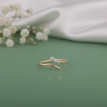 Gold Classic Line Lab Grown Diamond Ring