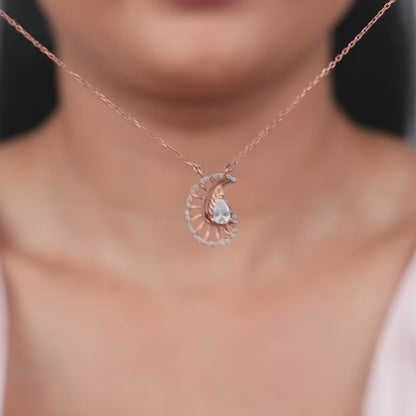 Rose Gold Classy Paisley Pendant With Link Chain