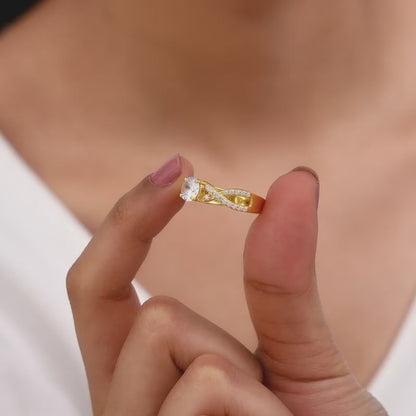 Golden Wavy Tangle Ring